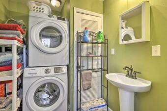 Hidden Lakefront Retreat Fire Pit And Fishing Dock!