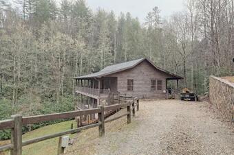 Creekside Lodge W Views By Hosteeva