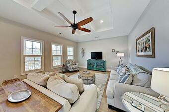 Slowin' Dune - Lavish Getaway Next To Golf & Beach Home