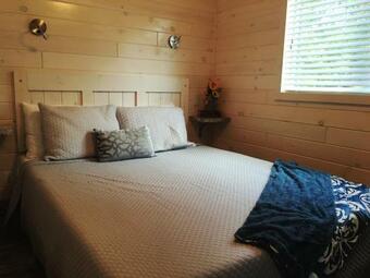 Waterfront Two Bedroom 15 On The #lake At Long Cove Resort