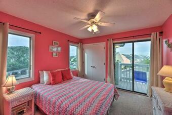 Apartamento Emerald Isle Resort Condo With Beach Access!