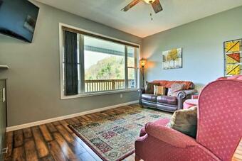 Mountain View Marshall Home With Private Hot Tub!