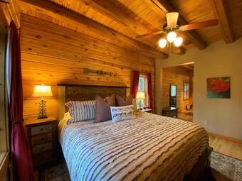 Holly Hill Lodge Home