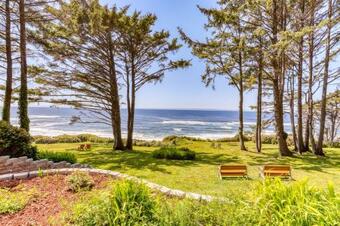 Oregon House Unit # 3b The Estate House