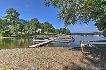 Peaceful Home With Deck Near Lake Wallenpaupack!