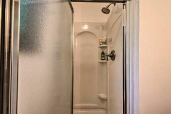 Elevated Forest Escape With Deck And Walk To Pool