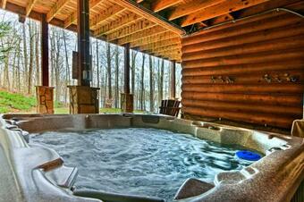 Luxury Lake Hartwell Villa With Dock, Theater And Hot Tub