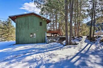 Tranquil Retreat On Creek With Deck On 30 Acres
