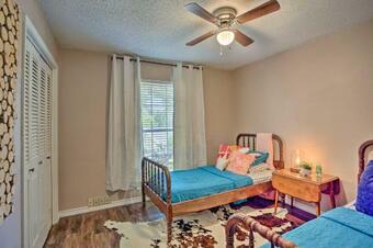 Retreat With Patio And Partial Lake Athens Views