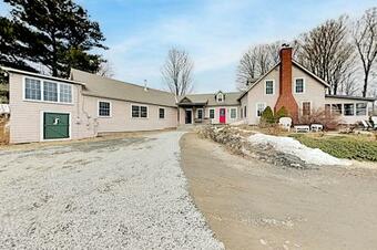 Historic Hemlock Ridge Farm - 40 Acres & Orchards Home