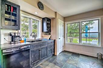 Hardwick Family Home On Vast Snowmobile Trail