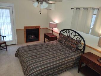 Bed & Breakfast Doveberry Inn