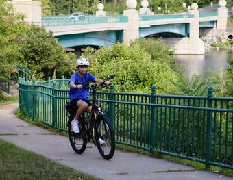 Hanover Adventure Tours Hostel