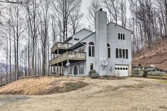Large Hillside Home With Spacious Deck And Game Room!