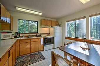 Conconully Cabin On 42 Private Acres Near Hiking!