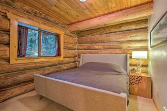 Custom Riverfront Log Home Near Stevens Pass!