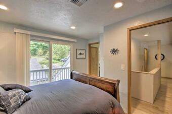 Pnw Shelton Home With Kayaks, Grill And Pvt Beach