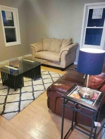 Marshfield Landing- Self Check- In & Free Parking