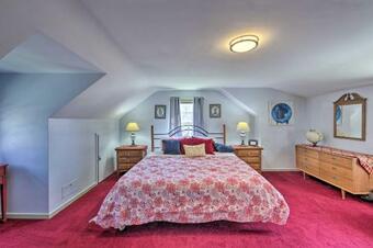 Cozy Manitowoc Home - Block To Lake Michigan!