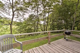 Apartamento Tranquil Cabin With Fire Pit - Fishermans Paradise!