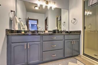 Apartamento Charming Lake Oconee Condo With Shared Balcony!