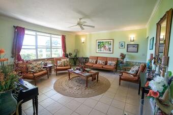 Hotel Arawak Bay: Inn At Salt River