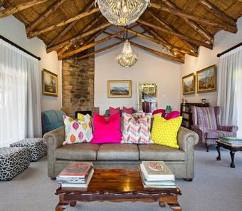 Hotel Cavern Resort & Spa