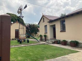 Hostal Cherry Lane Guesthouse