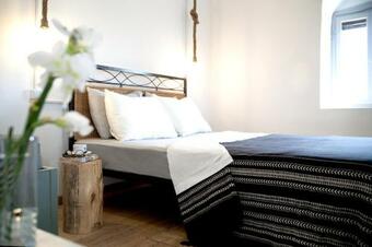 Unique Home With Serene Panoramic Views