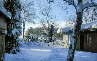 Two-bedroom Apartment In Crinitzberg/barenwalde