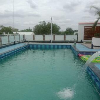 Hotel Pvk Grand Dindigul