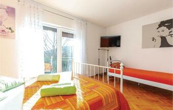 Two-bedroom Holiday Home In Ledenice