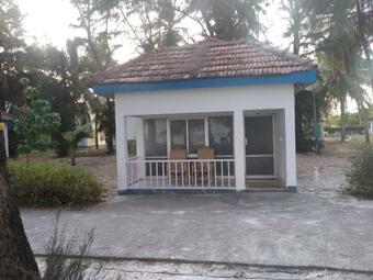 Hotel Kadmath Beach Resort