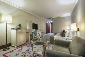 Merit Crystal Cove Hotel