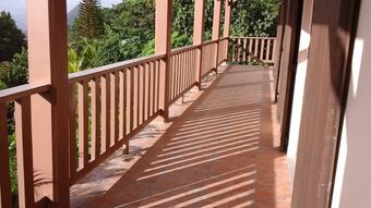 Trois Pitons Apartments