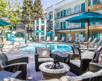 Hotel Quality Suites Downtown San Luis Obispo