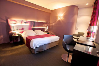 Hotel Hostellerie Du Chapeau Rouge