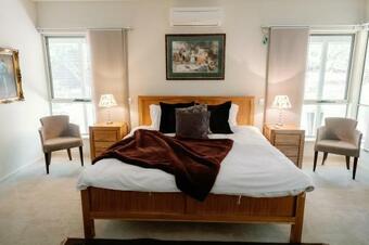 Apartamento Stratham House