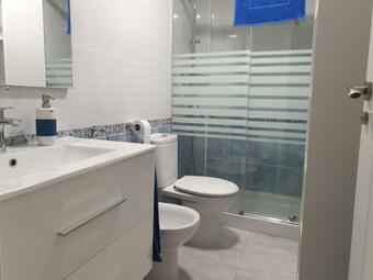 Apartamento Céntrico, Cerca De La Playa Con Aparcamiento Privado Gratis