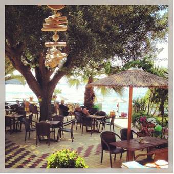 Angeliki Beach Hotel