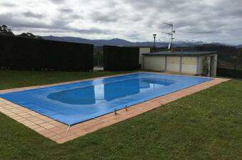 Chalet En El Alto De La Hayuela-ud�as