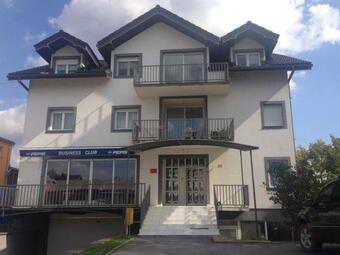 Hostal Guest House Business