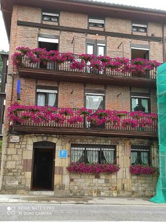 Hostal Pensi�n Rosa