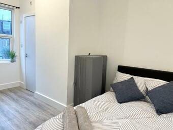 Warm And Cosy Studio Apartment W/ Parking