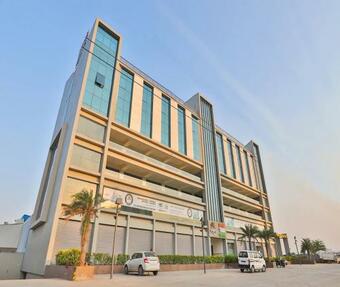 Hotel Hill Park By Sky Stays