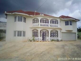 Hostal Eve's Rockaway Villa