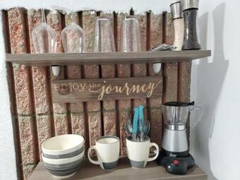 Lovely Apartment 8 Minute Walk To The Beach