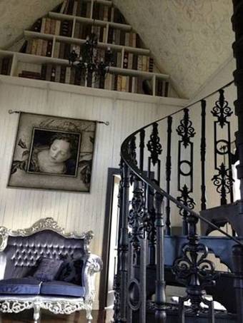 Hostal Silverleaf Cottage