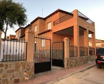 Alojamientos El Chorro