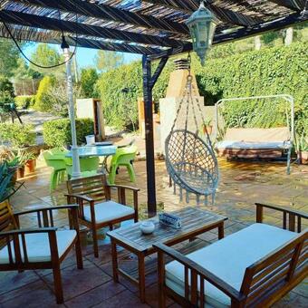 Abeleshome. Villa Con Piscina, Barbacoa Y Parque Infantil.